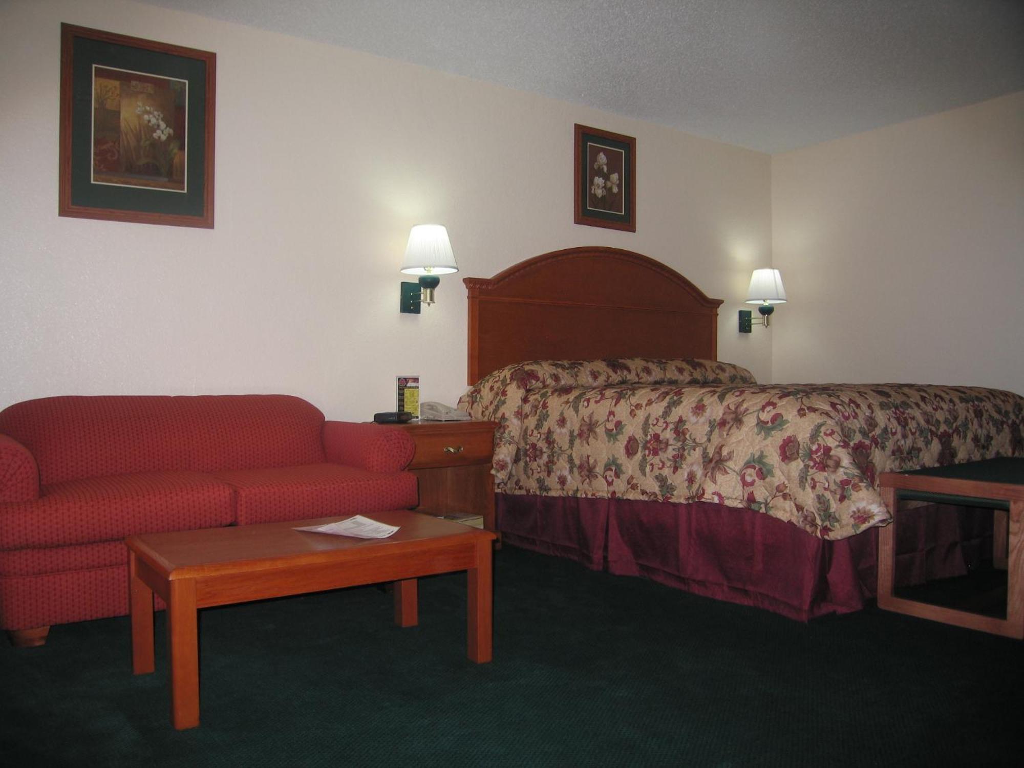 Americas Best Value Inn Lubbock East Bilik gambar