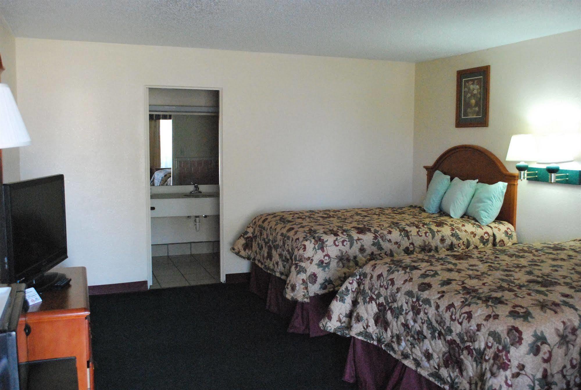 Americas Best Value Inn Lubbock East Luaran gambar