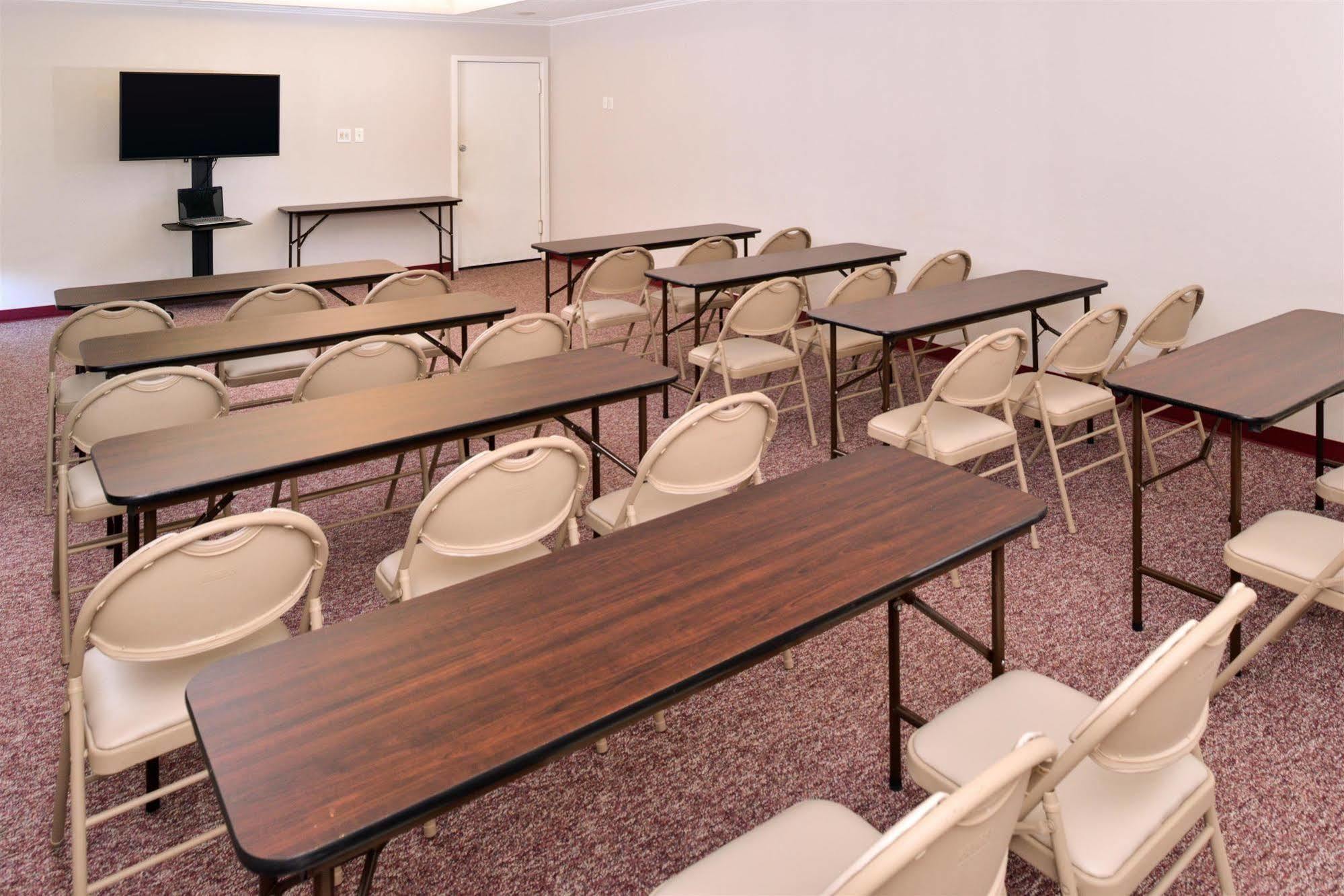 Americas Best Value Inn Lubbock East Luaran gambar