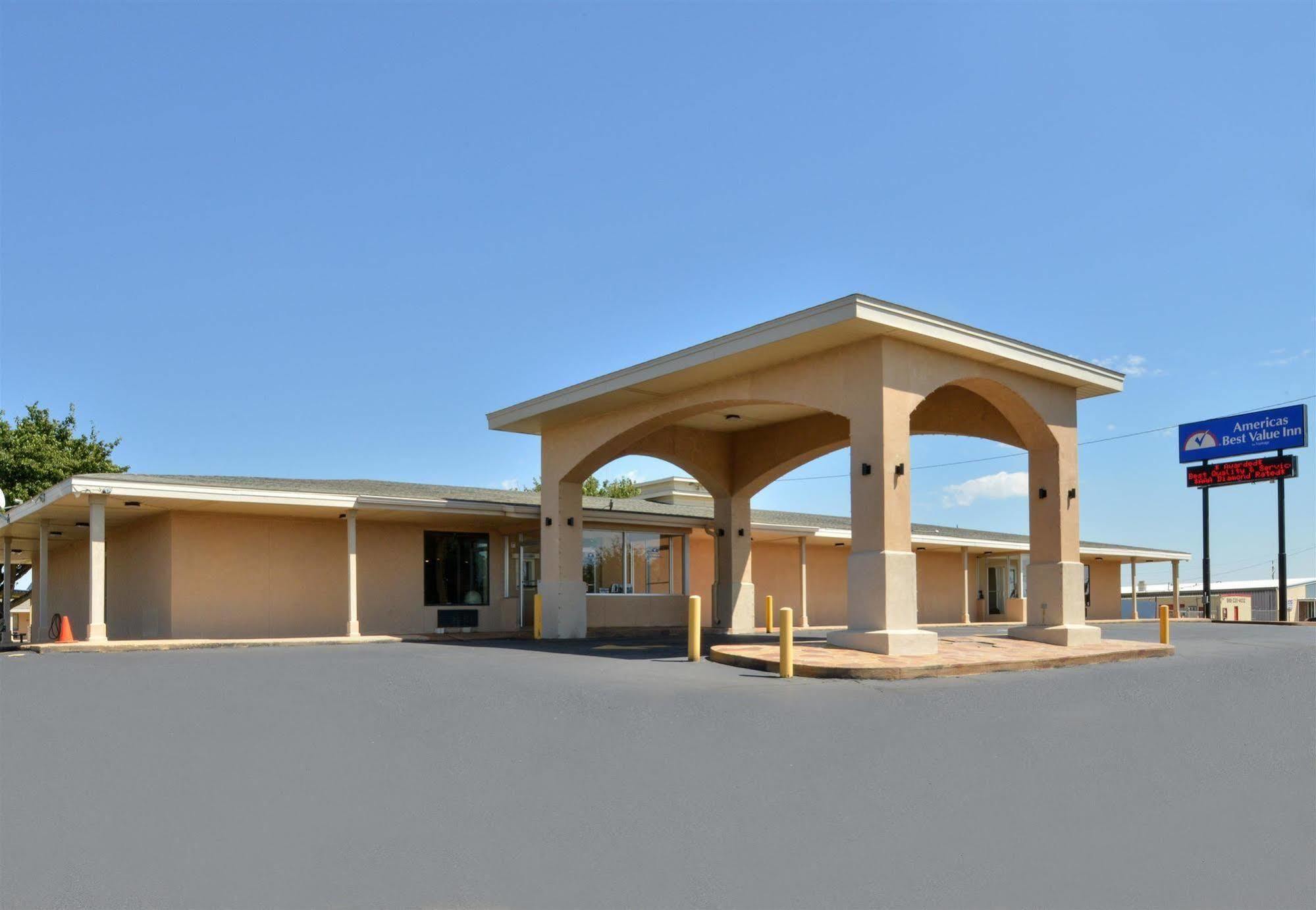 Americas Best Value Inn Lubbock East Luaran gambar